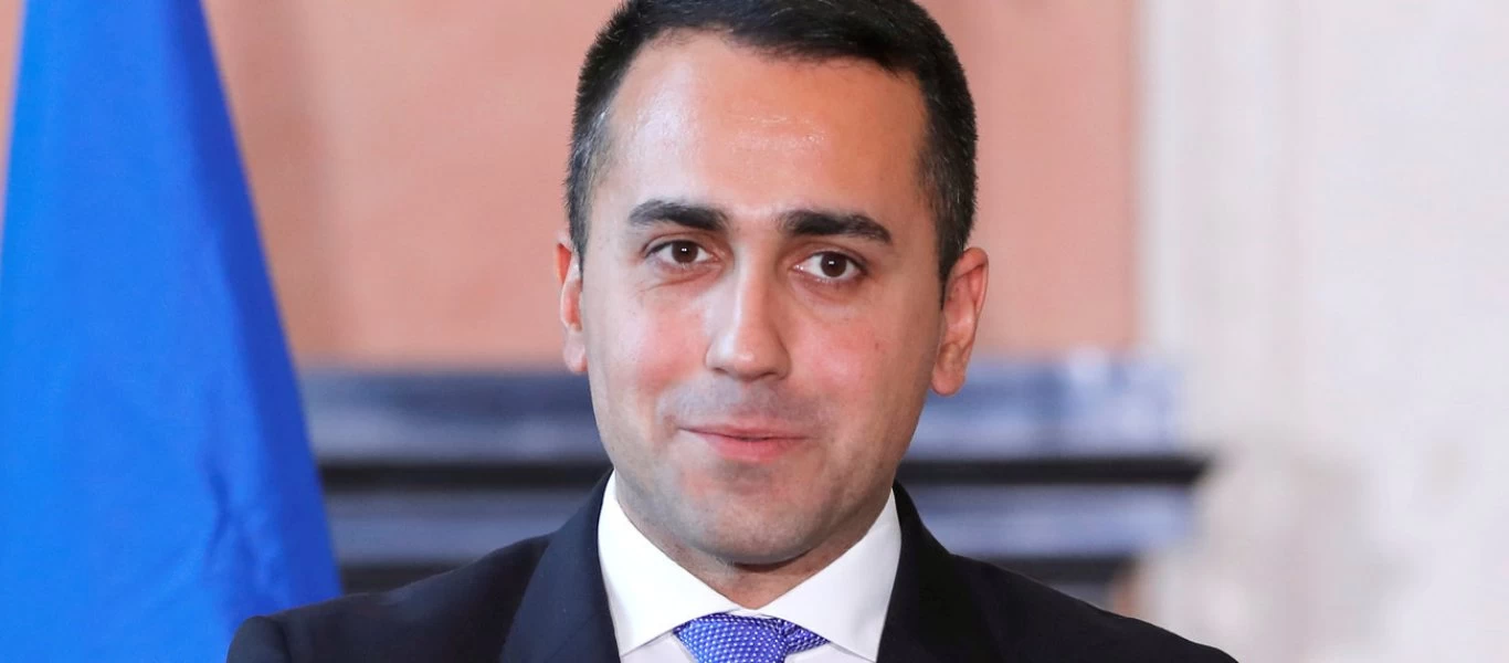 Ο ΥΠΕΞ Ιταλίας στον Χαφτάρ: «Η απάντηση δεν μπορεί να είναι στρατιωτική» - Είχε συνάντηση και με Σάρατζ